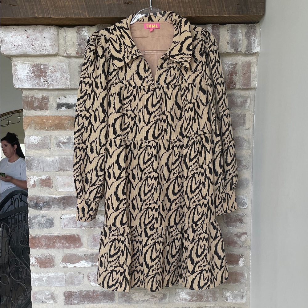 THML Tan and Black Long Sleeve Dress